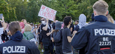 „Sinwar, Sinwar“-Rufe – Polizei löst Demo auf und nimmt rund 190 Personen fest